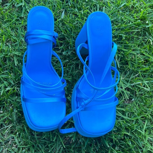 Beutiful - Picture 7 of 9